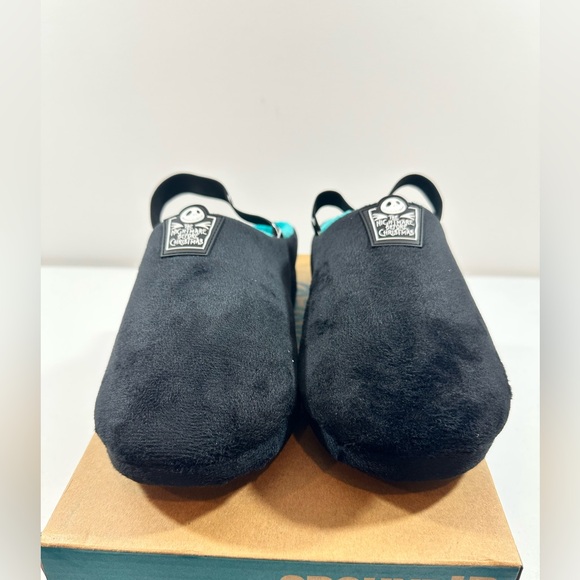 Disney Tim Burton Nightmare Before Christmas Youth Clog Slippers, Size 5 - Picture 5 of 11